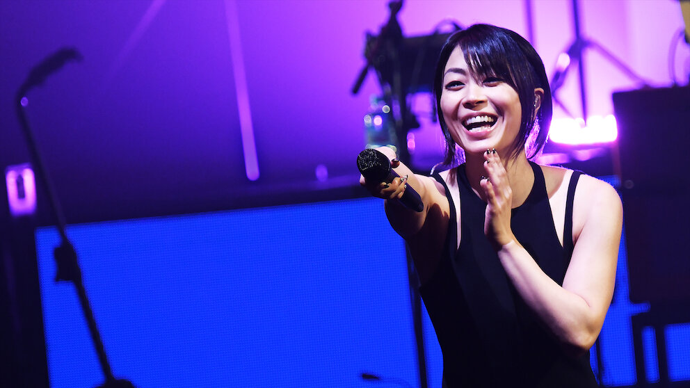 宇多田ヒカル/Hikaru Utada Laughter in the Dar… 宇多田ヒカル “Laughter in the Dark”と掲げた12年ぶりの国内ツアーに