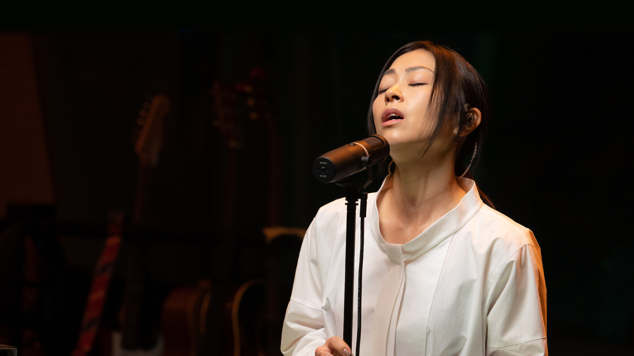 邦楽 HIKARU UTADA LIVE SESSIONSFROMAIRSTUDIOS Stream Hikaru Utada | Listen to Hikaru Utada Live Sessions