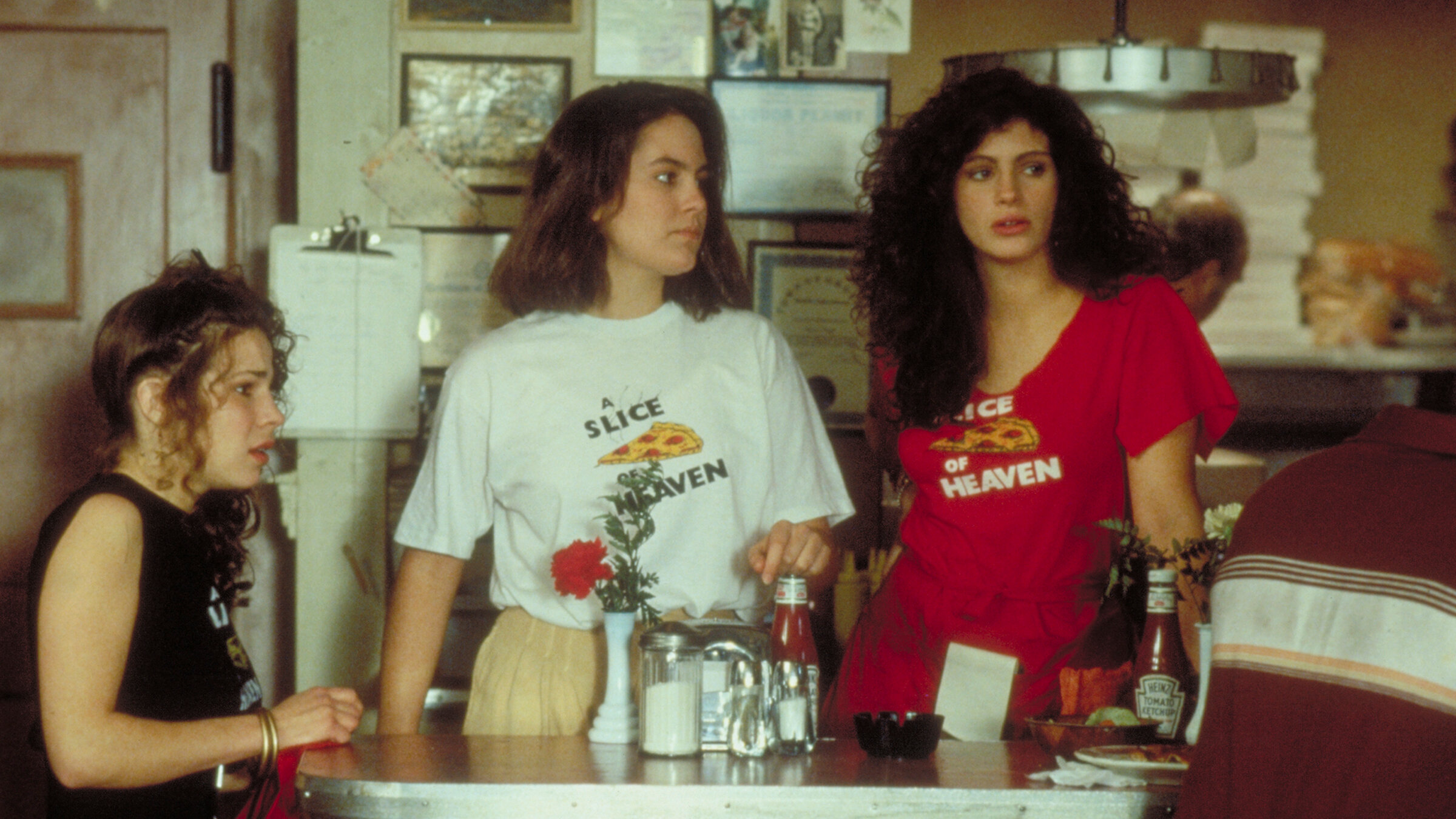 Watch Mystic Pizza | Netflix, image size:2400x1350