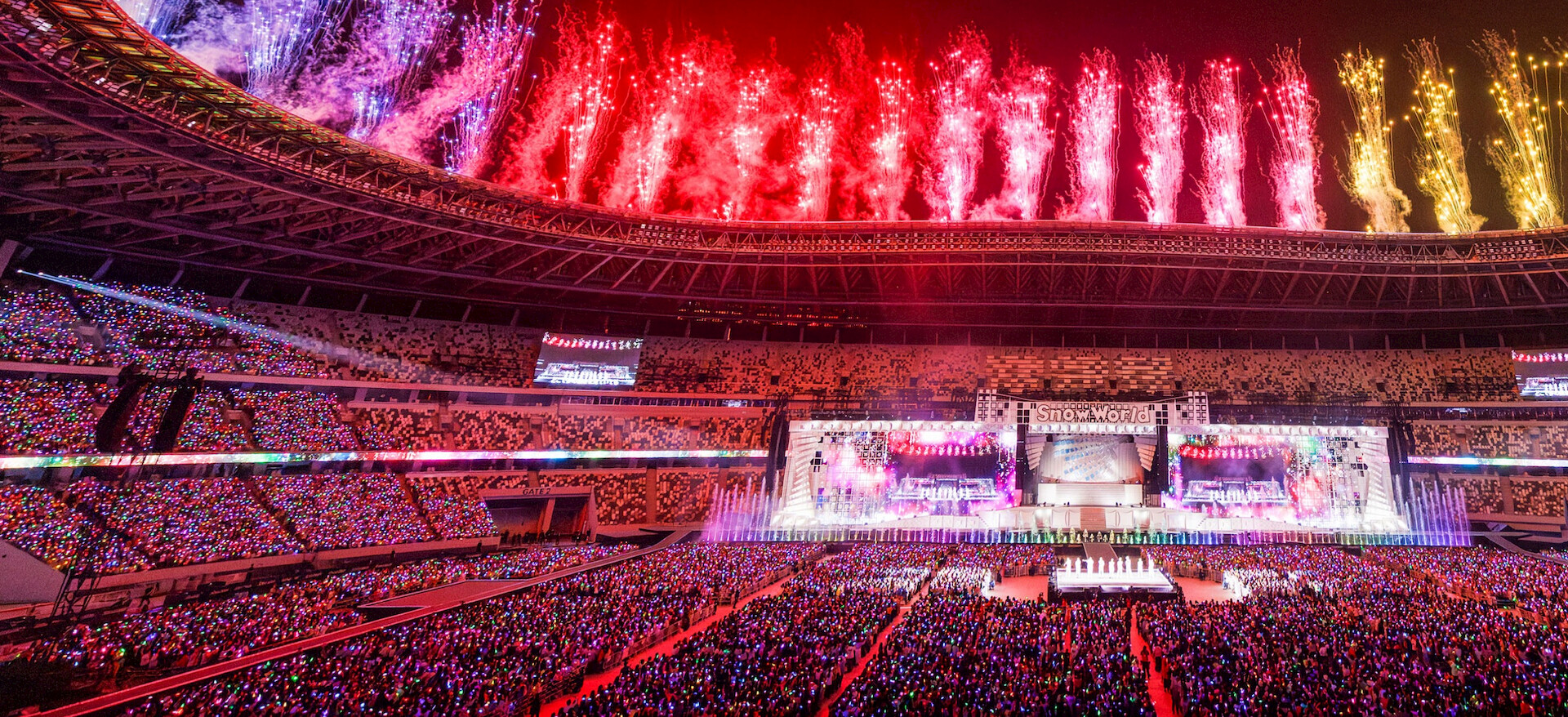 【DVD】 Man 1st Stadium Live World Watch Snow Man 1st Stadium Live Snow World | Netflix