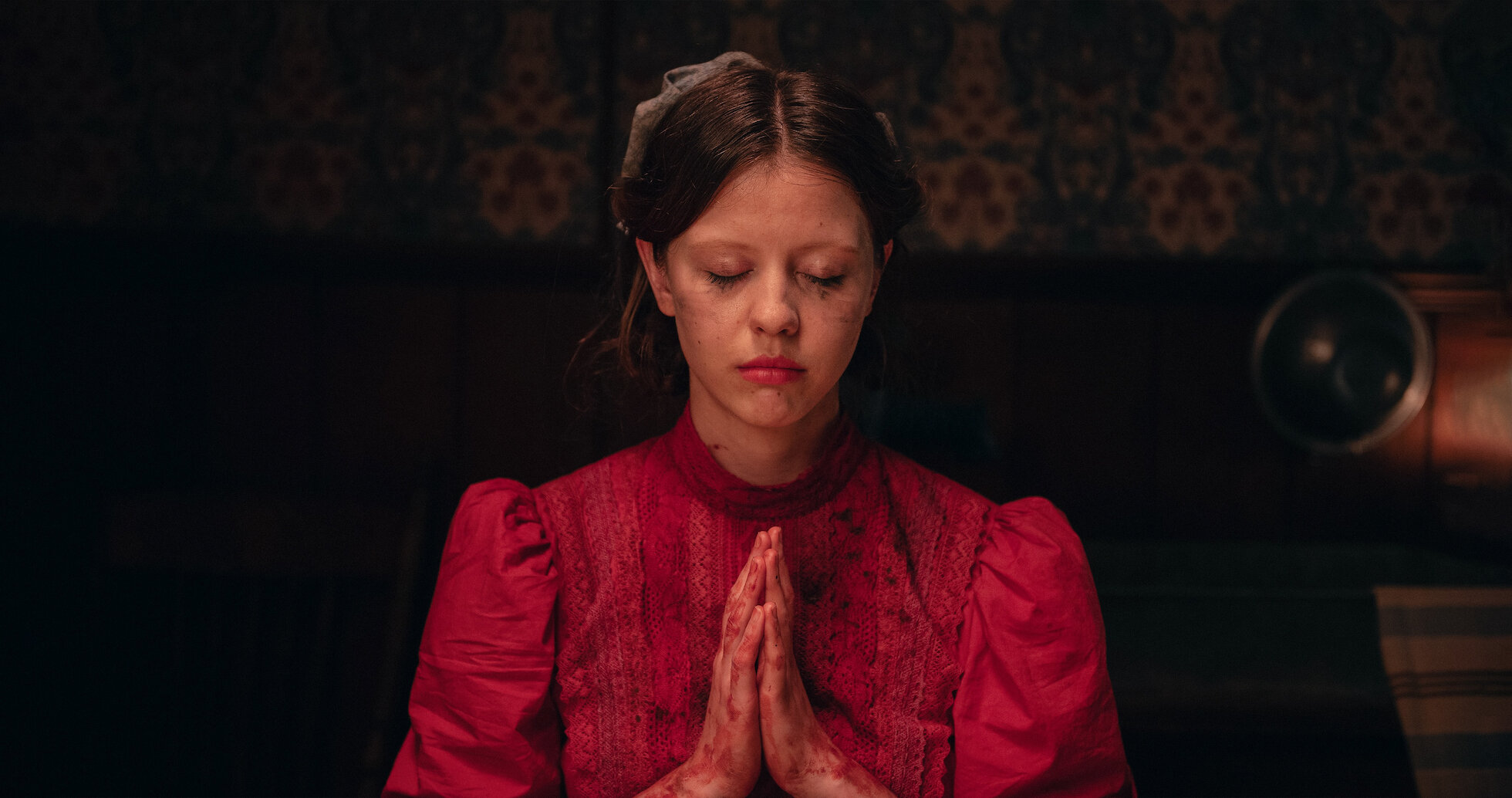 Watch Pearl | Netflix